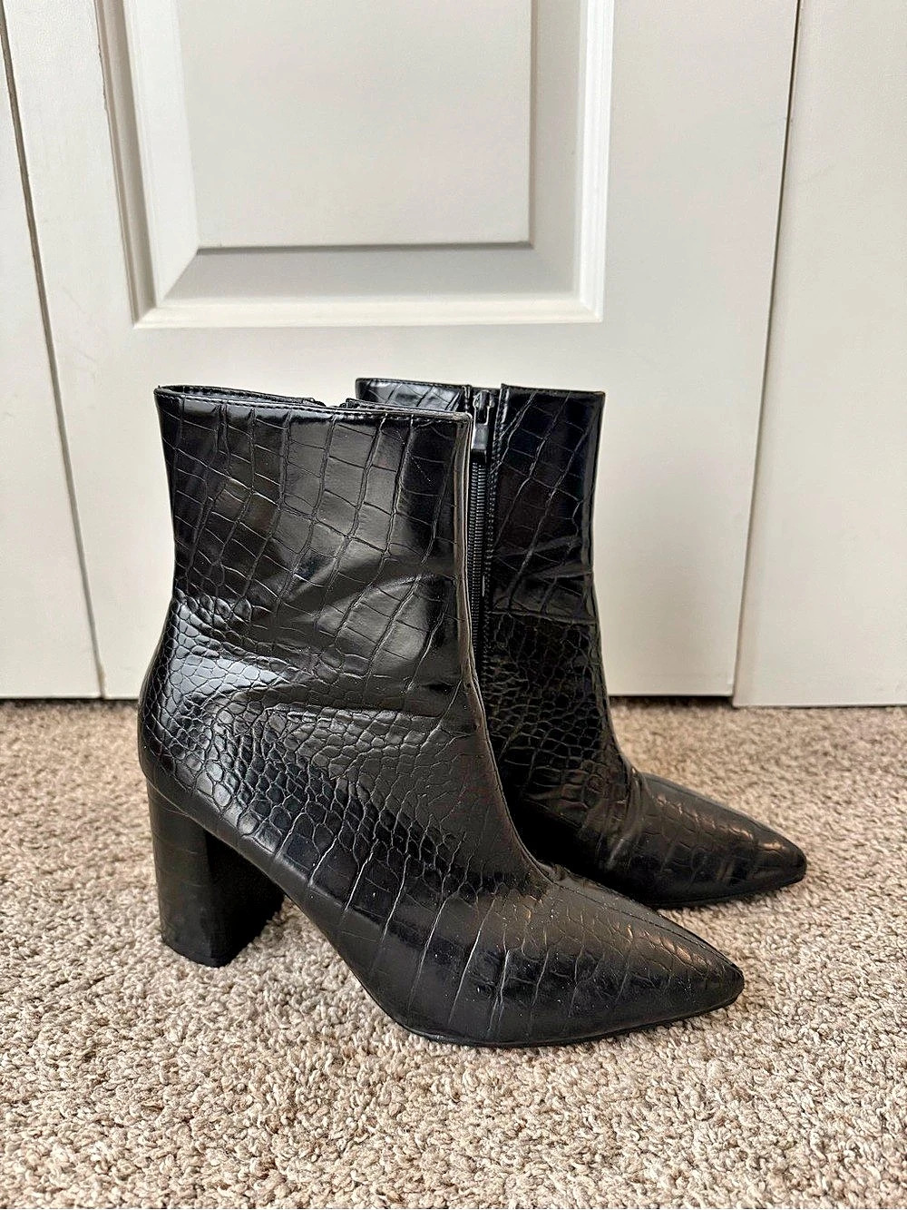ASOS RAID Meadow Croc-Embossed Heeled Ankle Boots in Black US 7